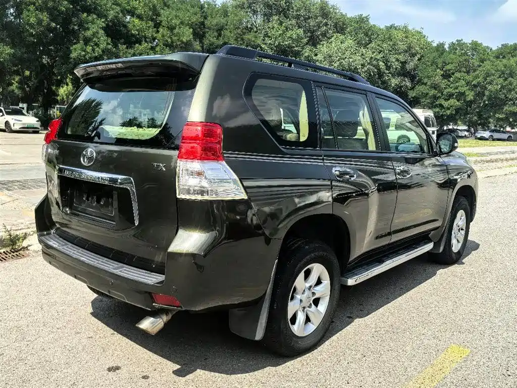 Toyota Land Cruiser Prado 2010 4.0L AT TX-L