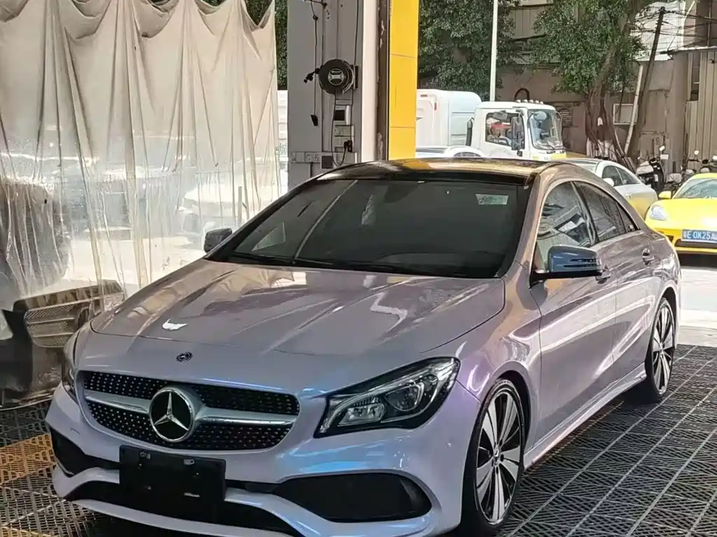 Mercedes-Benz CLA