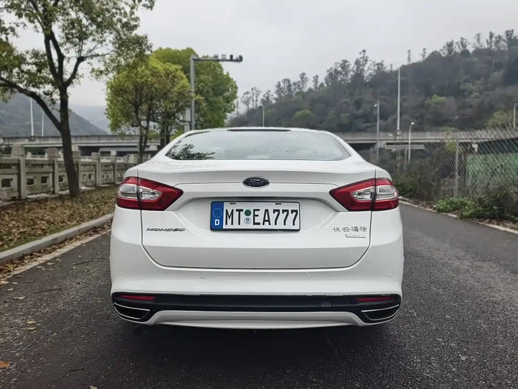 Ford Mondeo 2013 1.5L GTDi180 Fashion