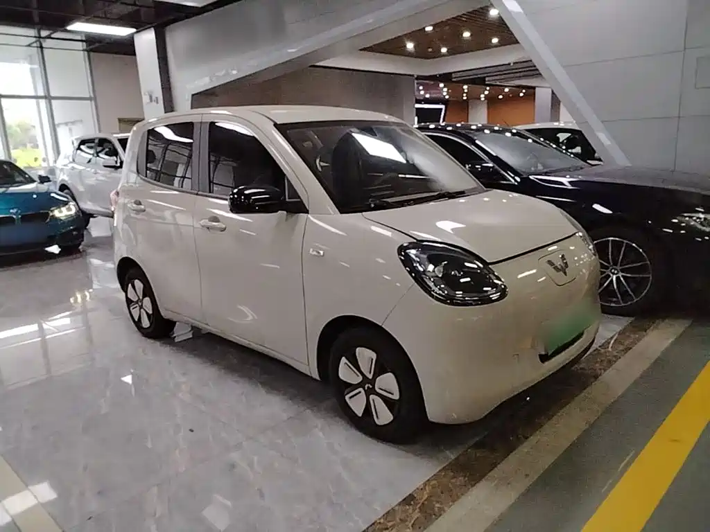 Wuling MINIEV — миниатюра 4