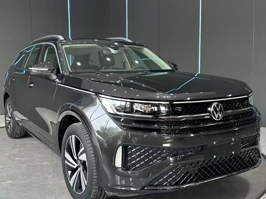 Volkswagen Tavendor 2024 380TSI R-Line