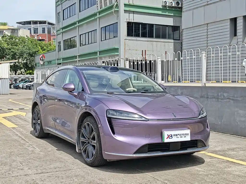 Luxeed R7 2024 802km Max