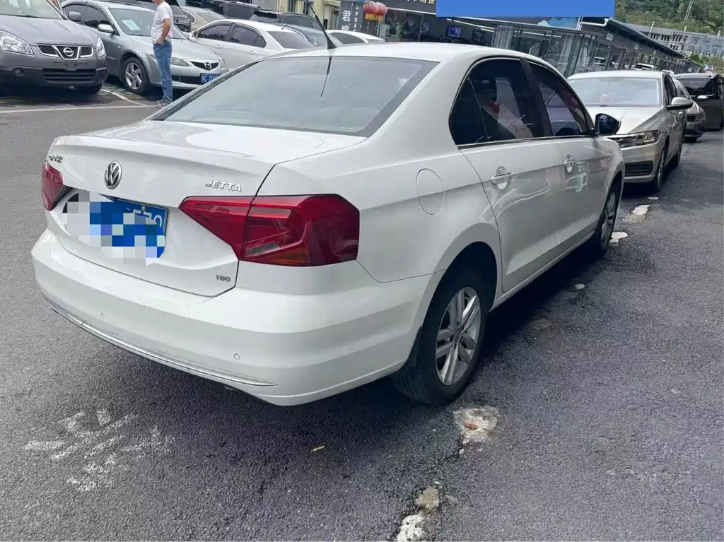 Volkswagen Jetta — миниатюра 3