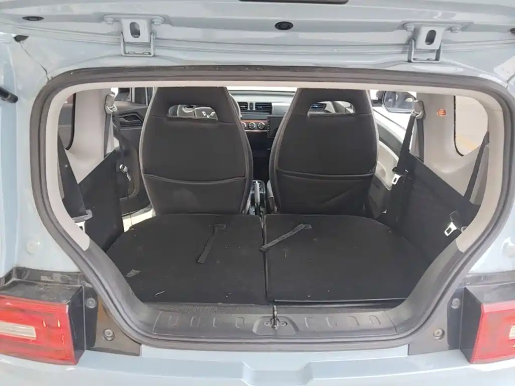 Заказать Wuling MINIEV 2020 года за 660 888 ₽  из Китая