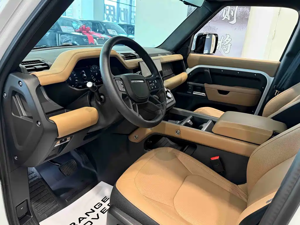Land Rover Defender — миниатюра 7