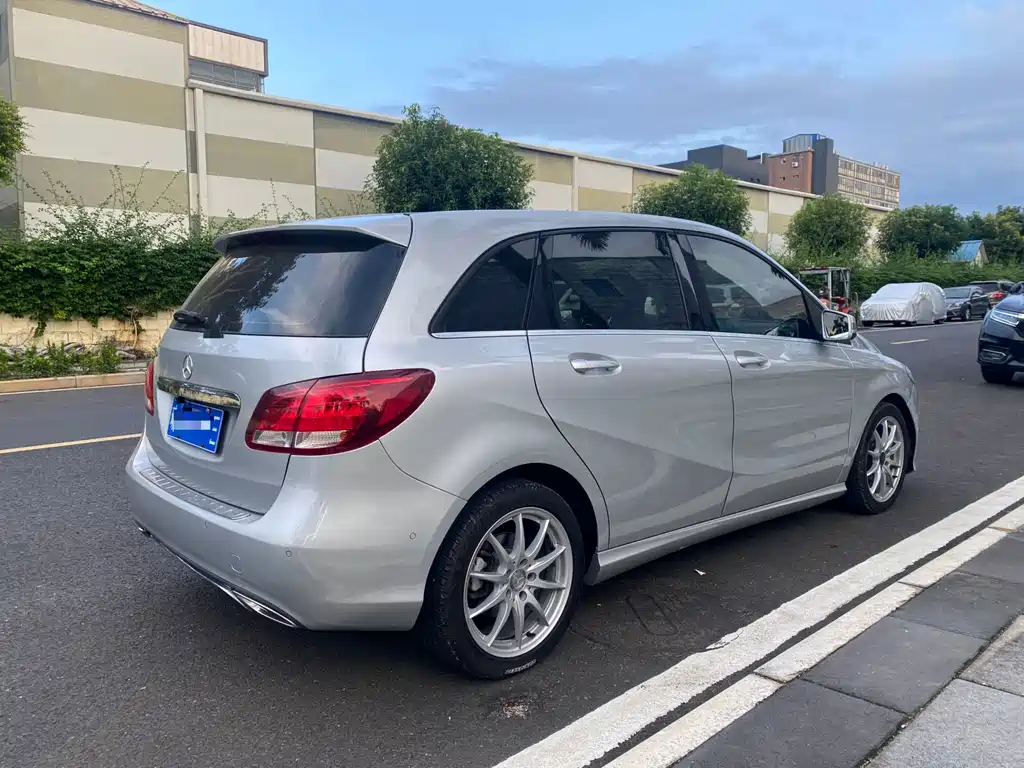 Mercedes-Benz B-Class — миниатюра 4