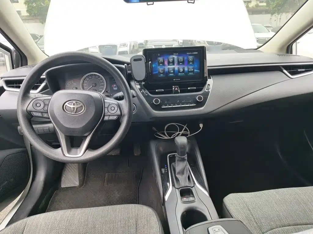 Toyota Corolla — миниатюра 5