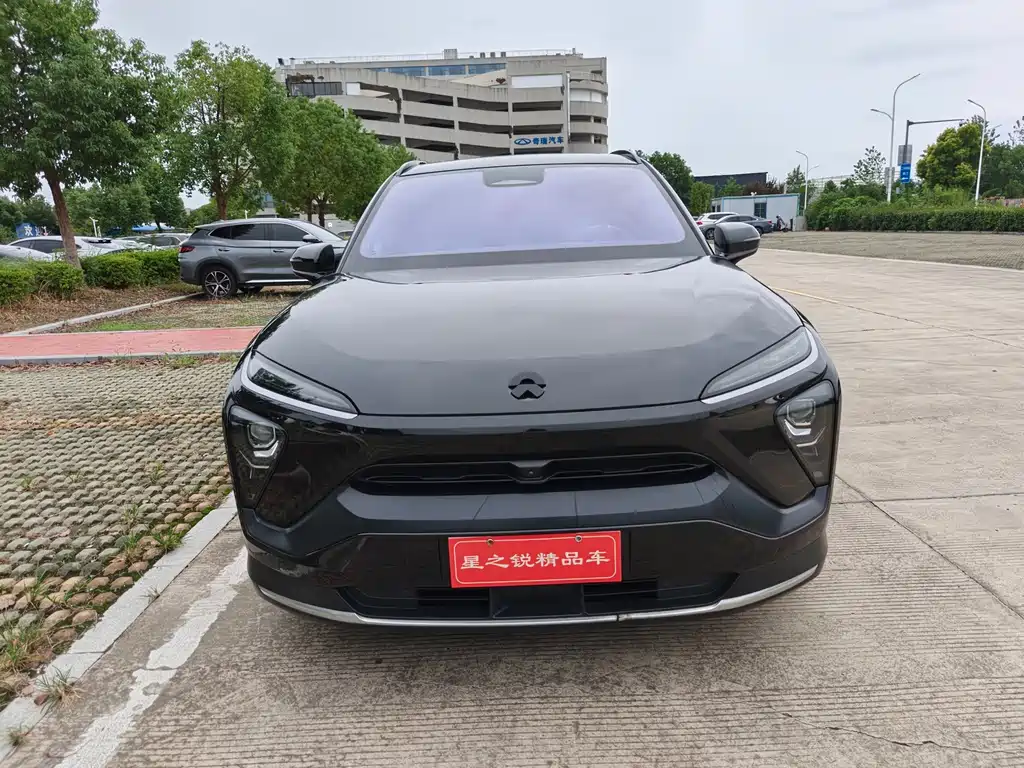 NIO ES6 — миниатюра 2