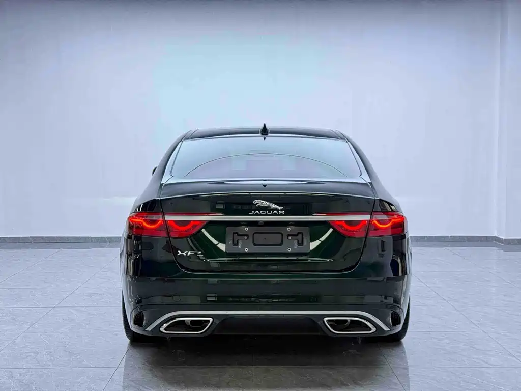 Jaguar XFL — миниатюра 11