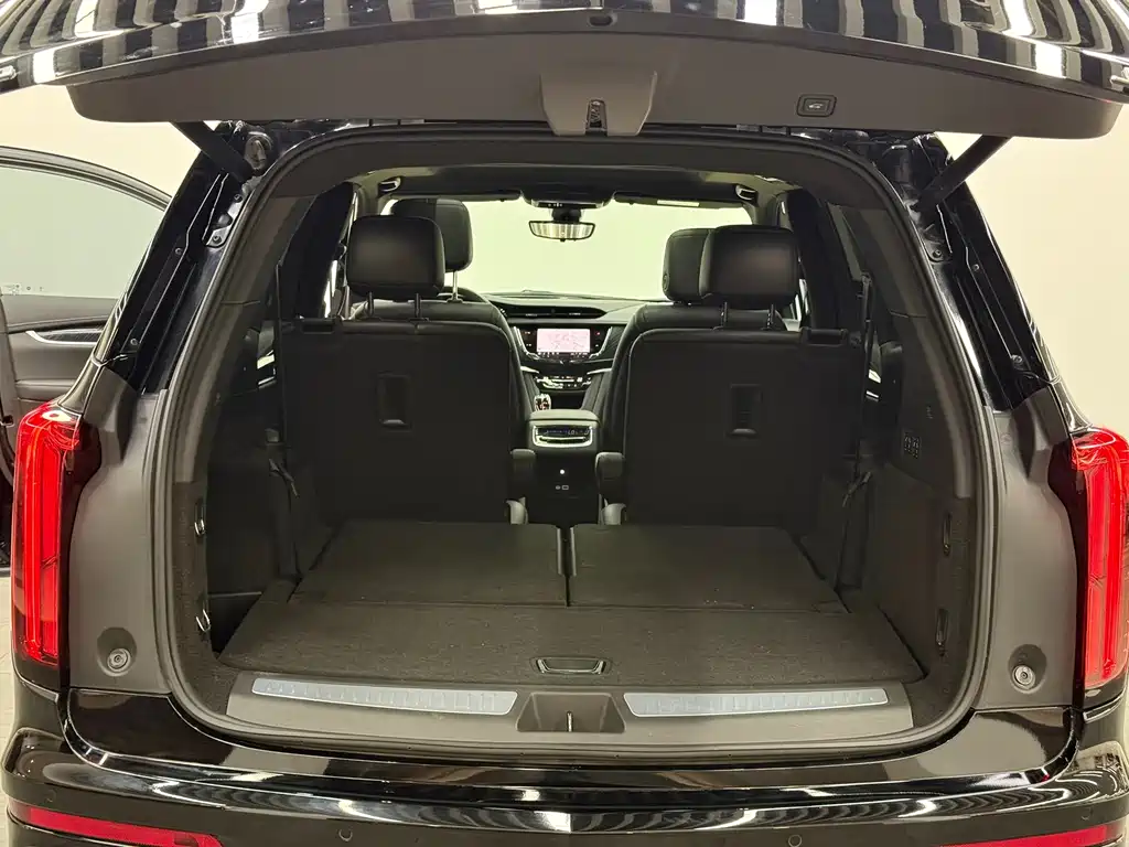 Cadillac XT6 — миниатюра 18