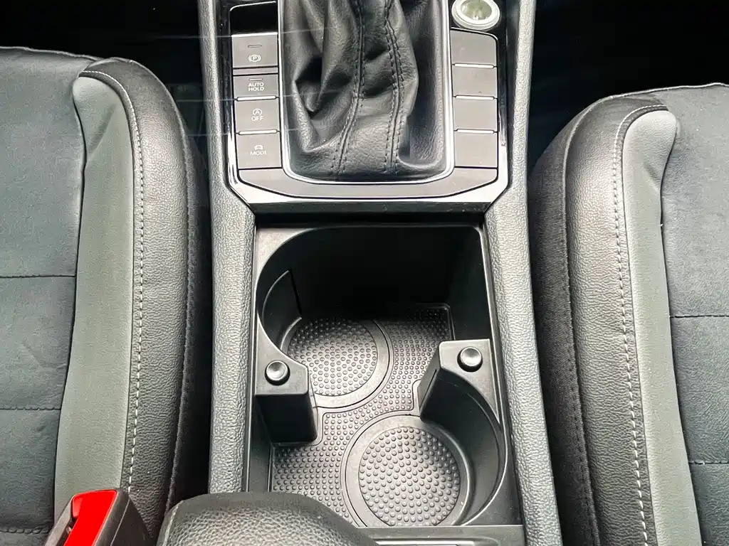 Volkswagen Sagitar — миниатюра 11