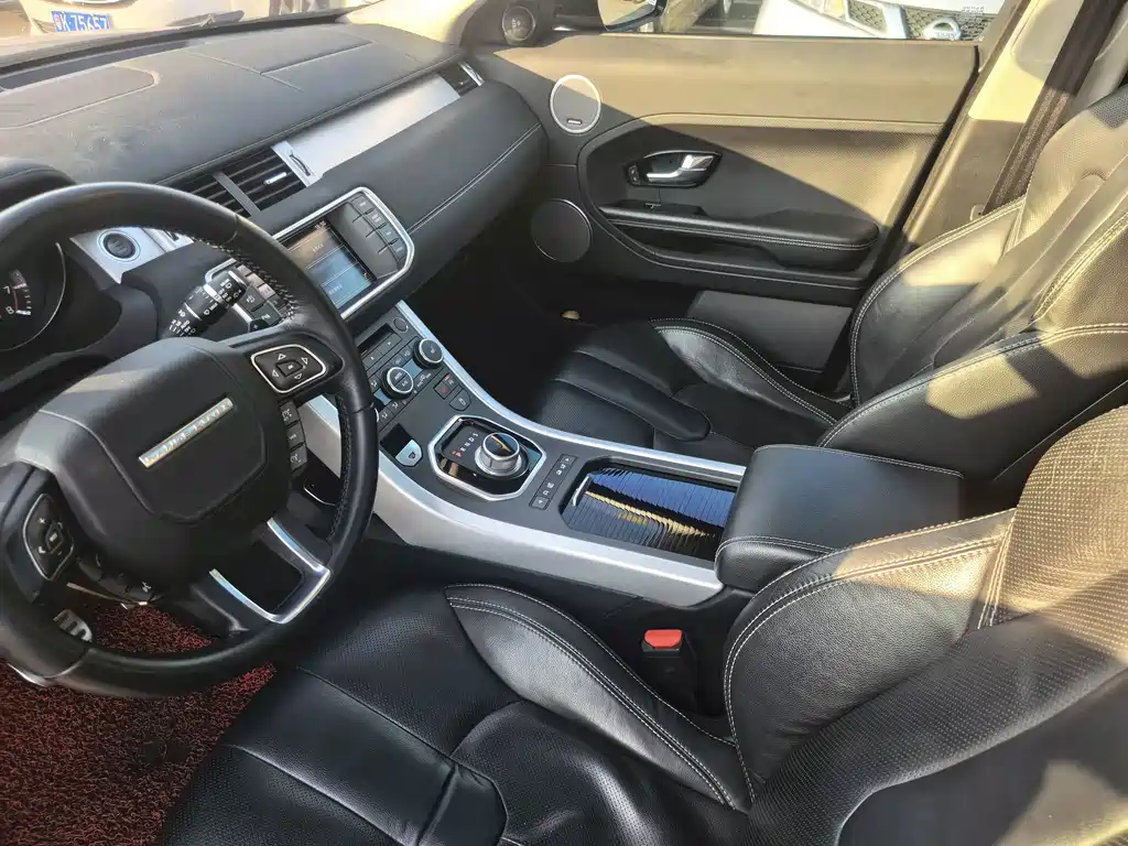 Land Rover Evoque (Import) — миниатюра 18