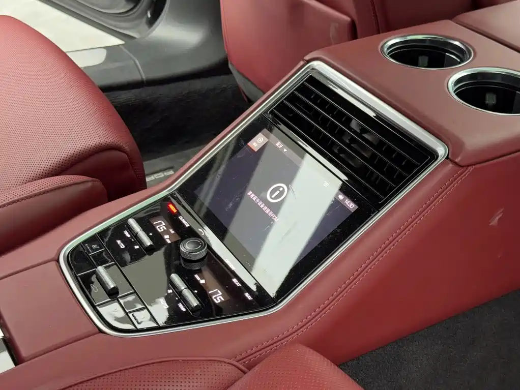 Porsche Panamera — миниатюра 11
