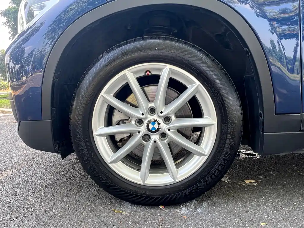 BMW X1 — миниатюра 9