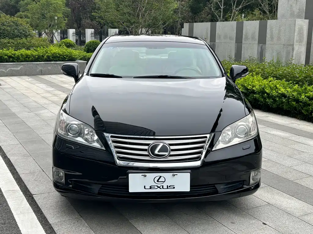 Lexus ES — миниатюра 2