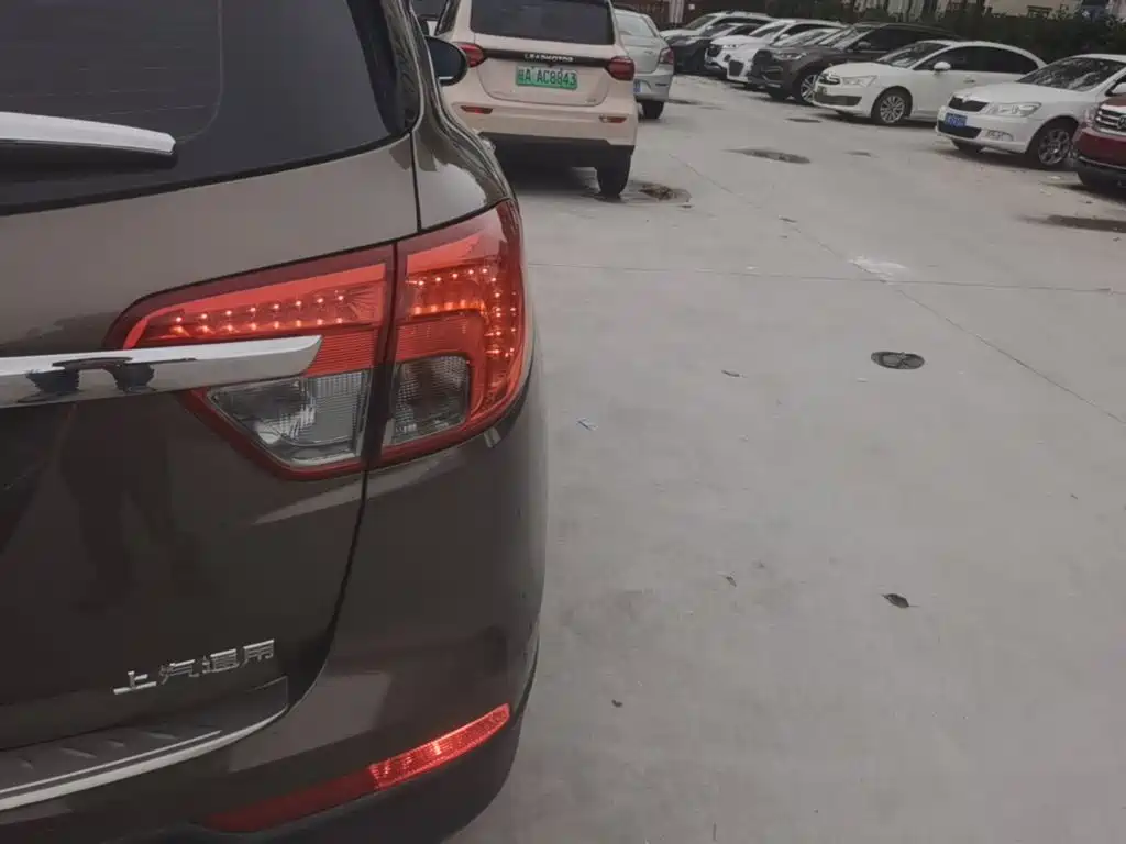 Buick Envision Plus — миниатюра 8