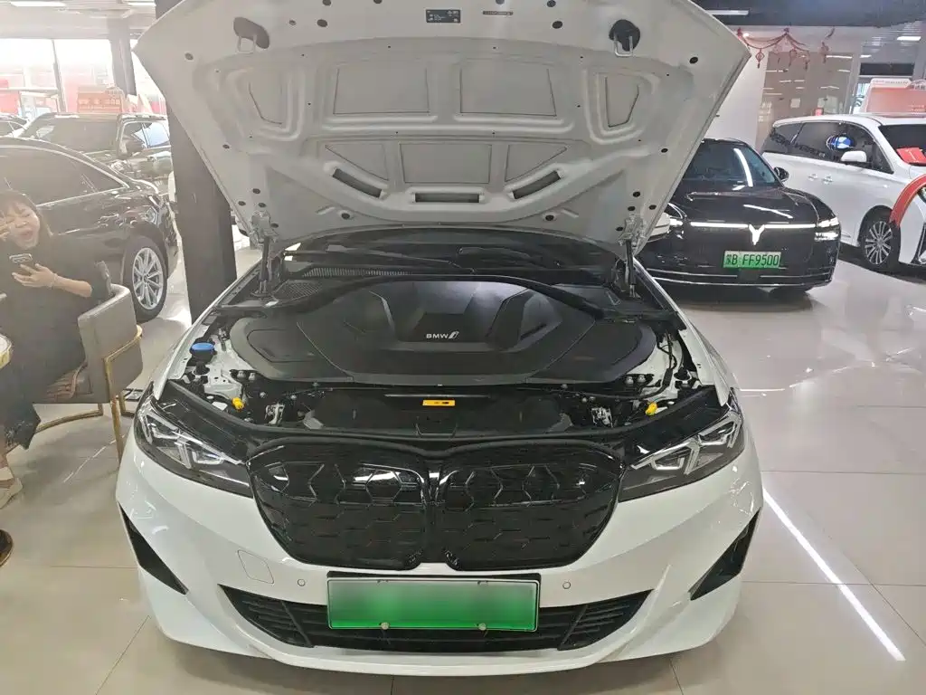 BMW i3 2024 eDrive 35 L