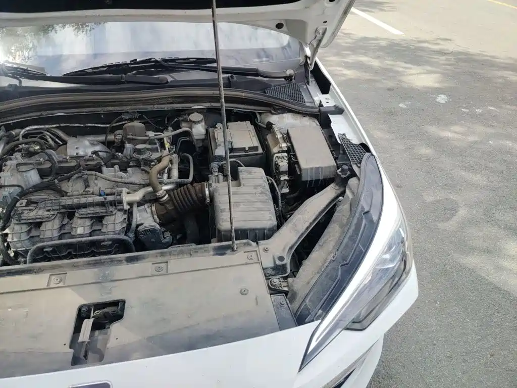 Roewe i5 — миниатюра 21