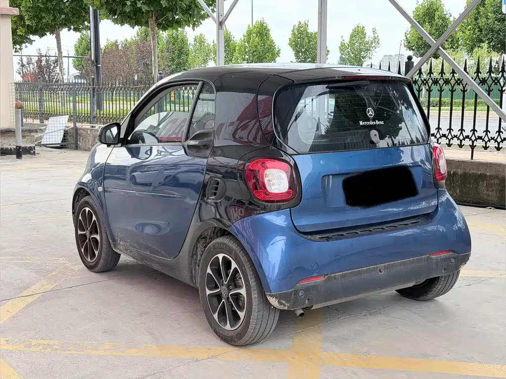 smart Smart Fortwo — миниатюра 9