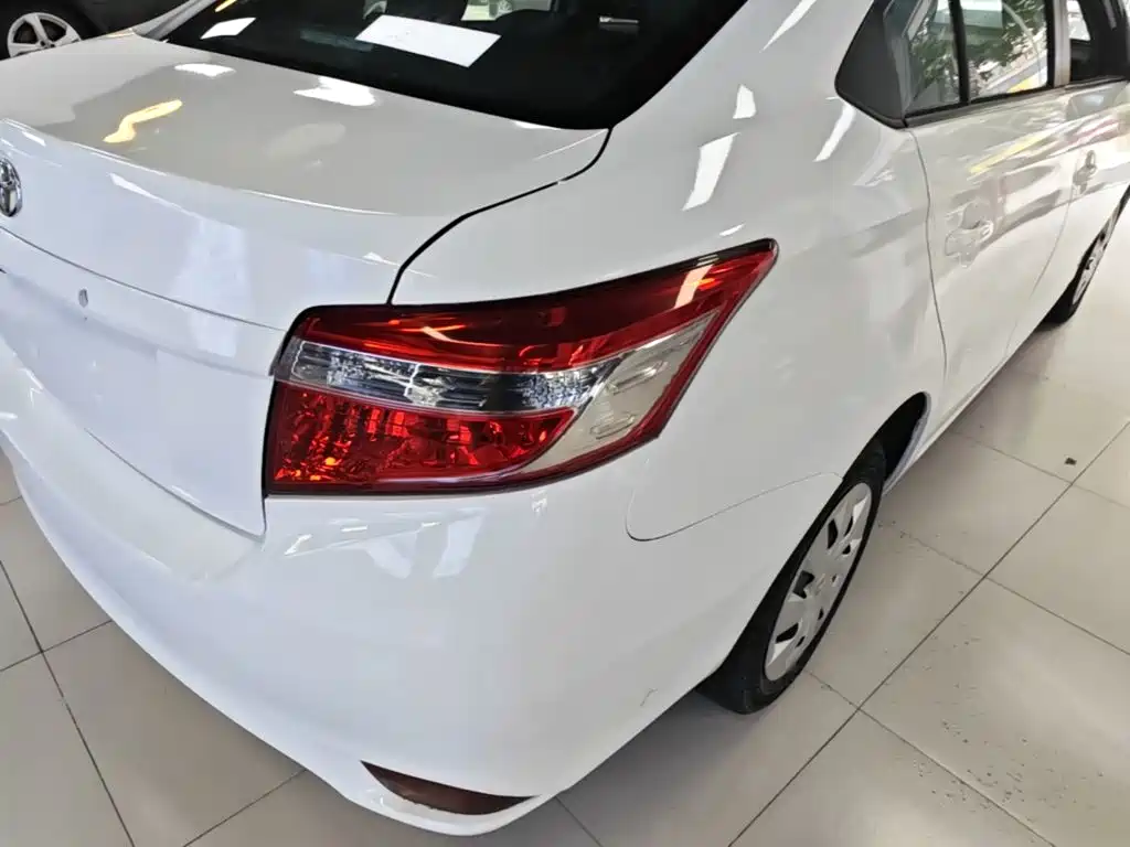 Toyota Vios — миниатюра 8