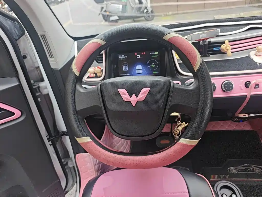 Wuling MINIEV — миниатюра 11