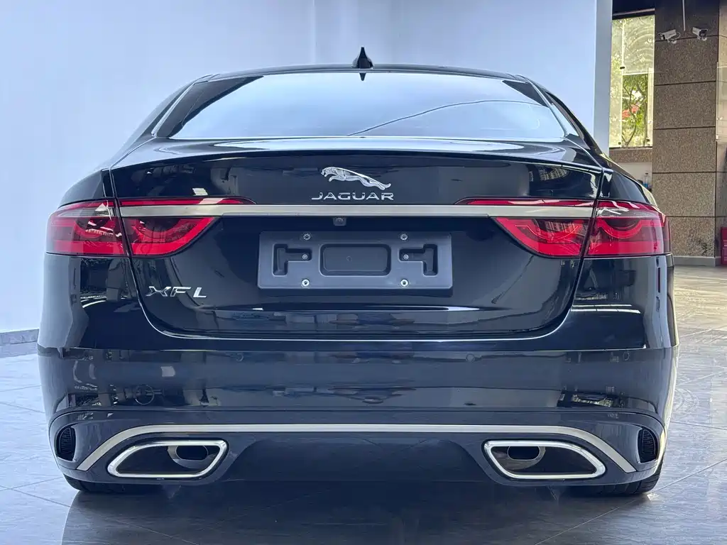 Jaguar XFL — миниатюра 15
