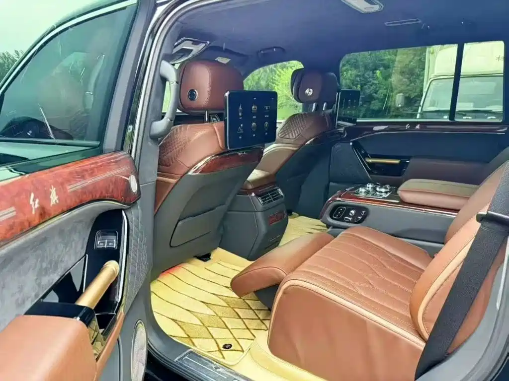 Hongqi Hongqi Golden Sunflower Guoyao — миниатюра 6