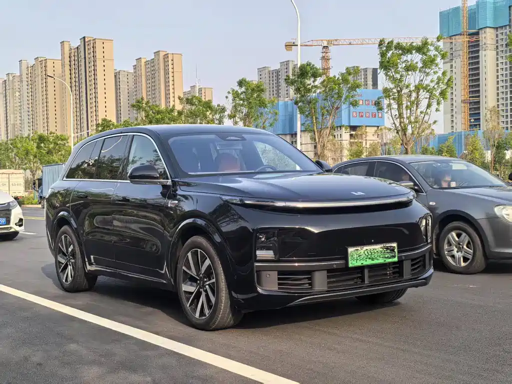 Li Auto Li L8 — миниатюра 3