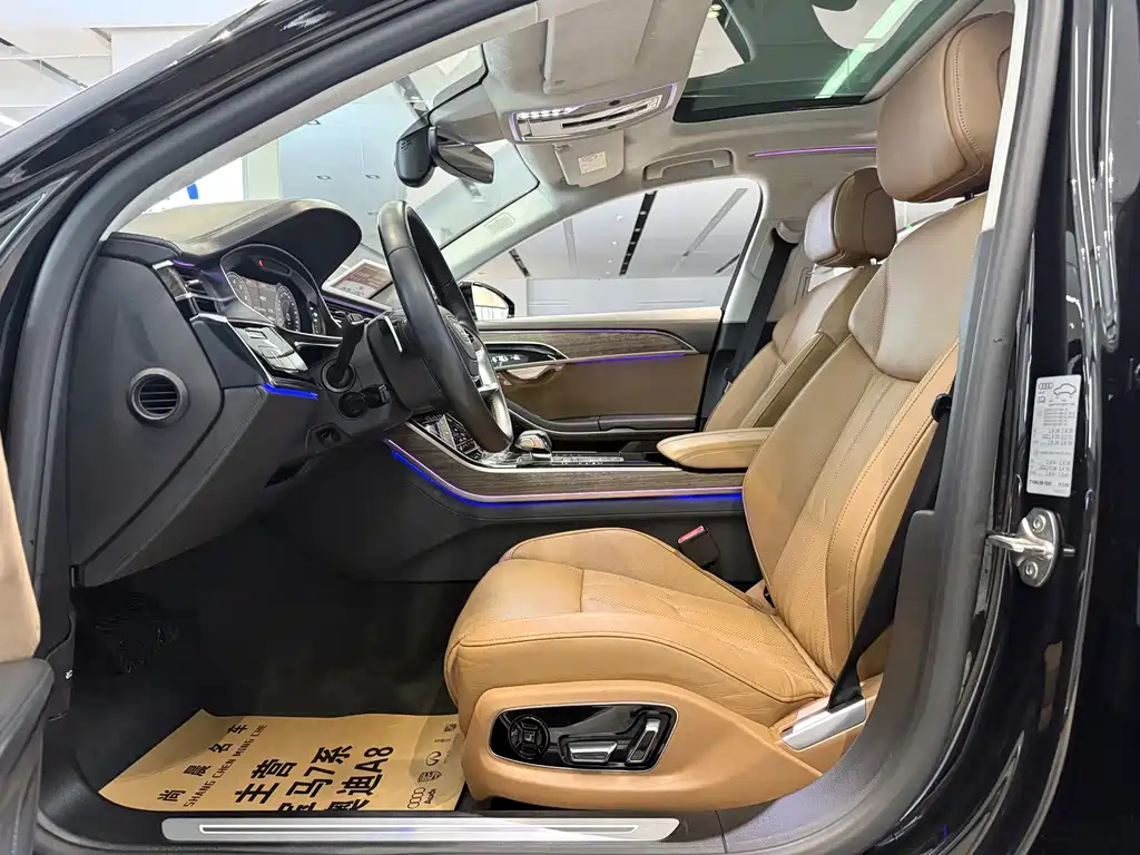 Audi A8 — миниатюра 6