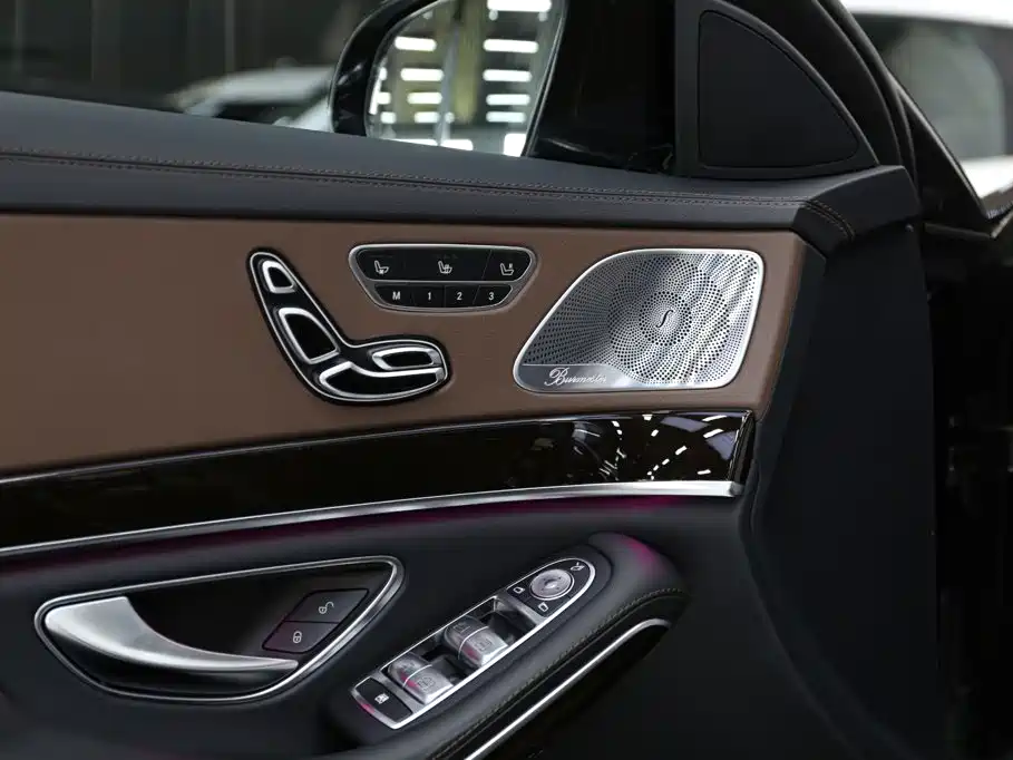 Mercedes-Benz S-Class — миниатюра 22