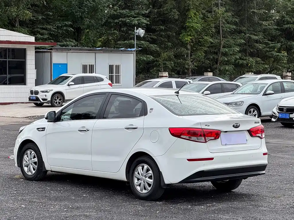 Kia K2 — миниатюра 9