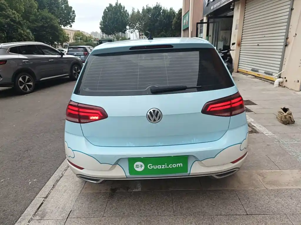 Volkswagen Golf — миниатюра 6