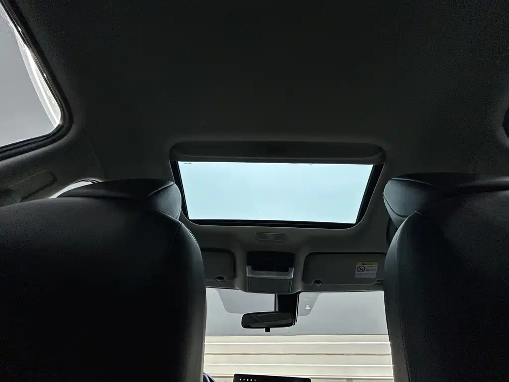 Nissan Sylphy — миниатюра 17