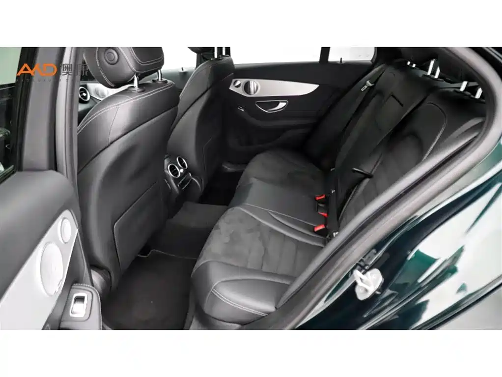 Mercedes-Benz C-Class — миниатюра 7
