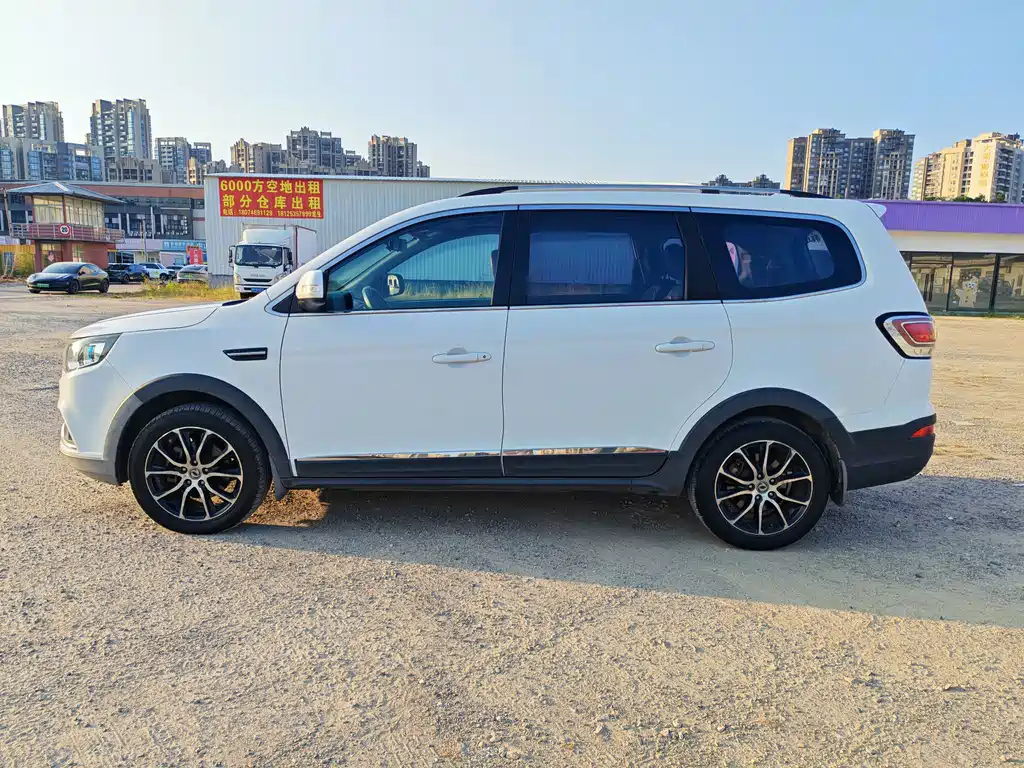 Fengxing Fengxing SX6 — миниатюра 4