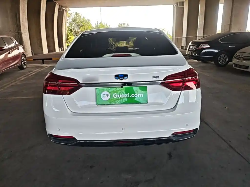 Geely Emgrand — миниатюра 6