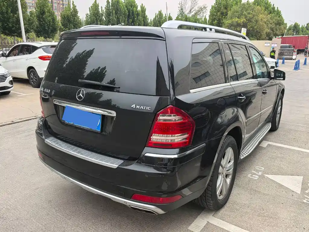 Mercedes-Benz GL-Class — миниатюра 5