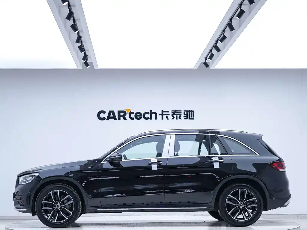 Mercedes-Benz GLC 2022 — фото 2