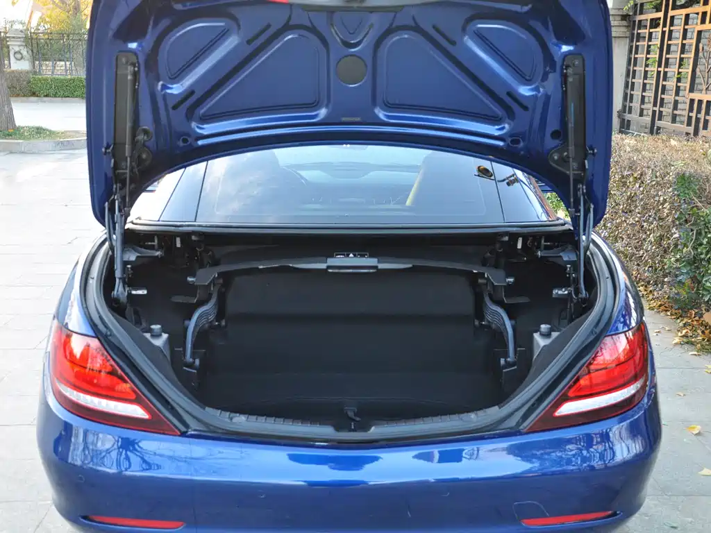 Mercedes-Benz SLC — миниатюра 17