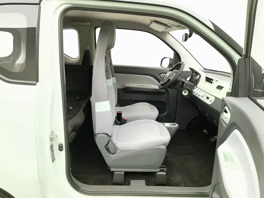 Wuling MINIEV — миниатюра 23