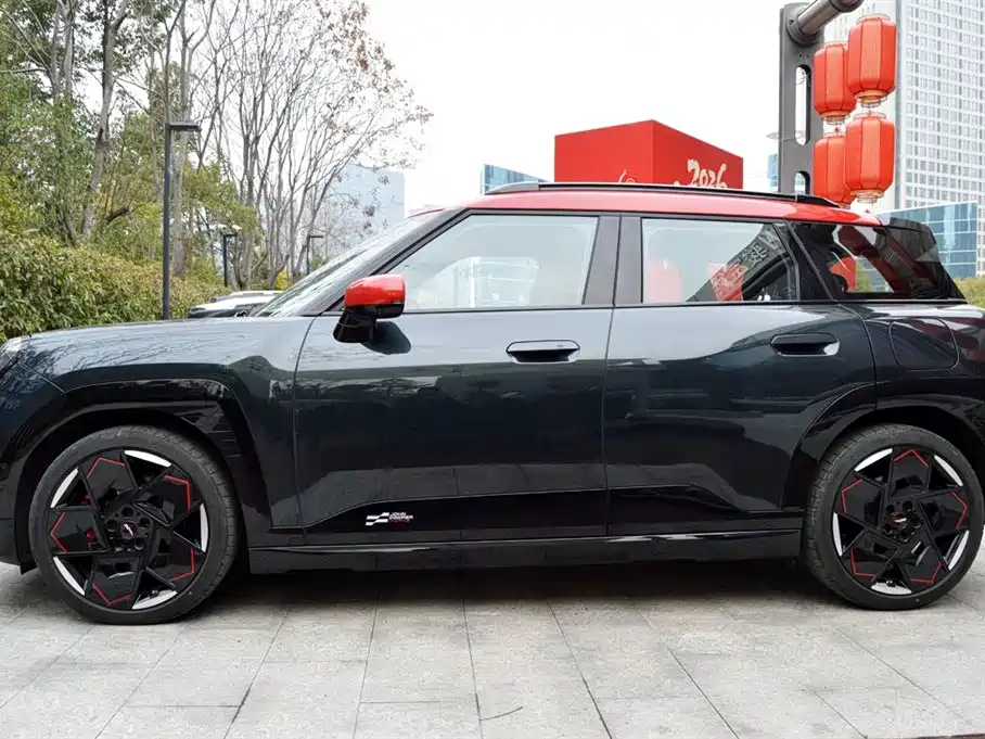 MINI ELECTRIC  JCW ACEMAN