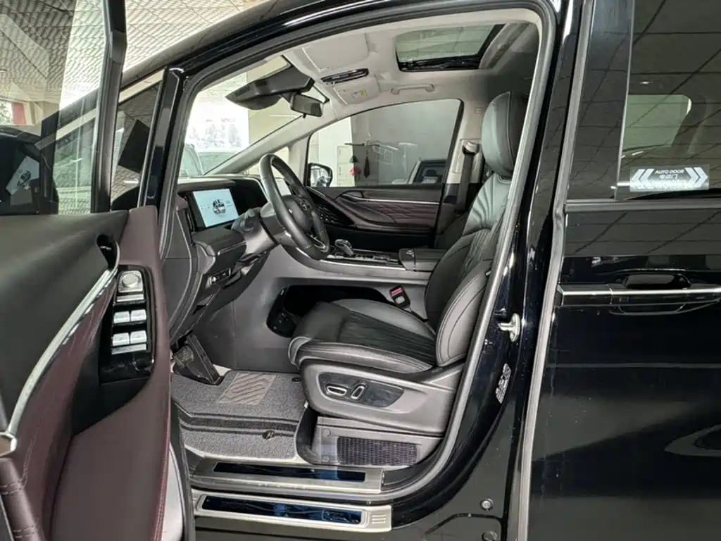 GAC Motor Trumpchi M8 — миниатюра 8