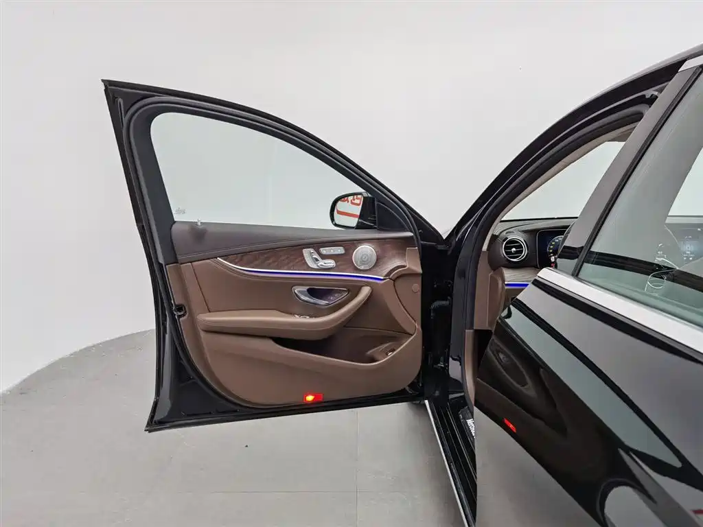Mercedes-Benz E-Class E 2023 E 300 L Luxury