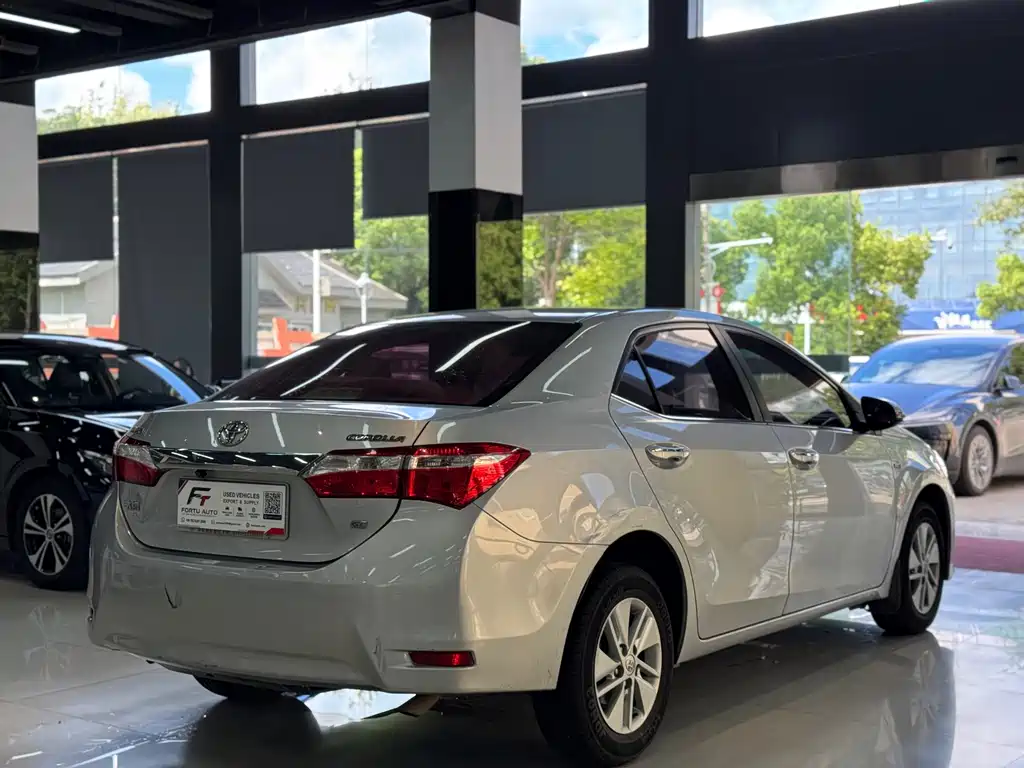 Toyota Corolla — миниатюра 6