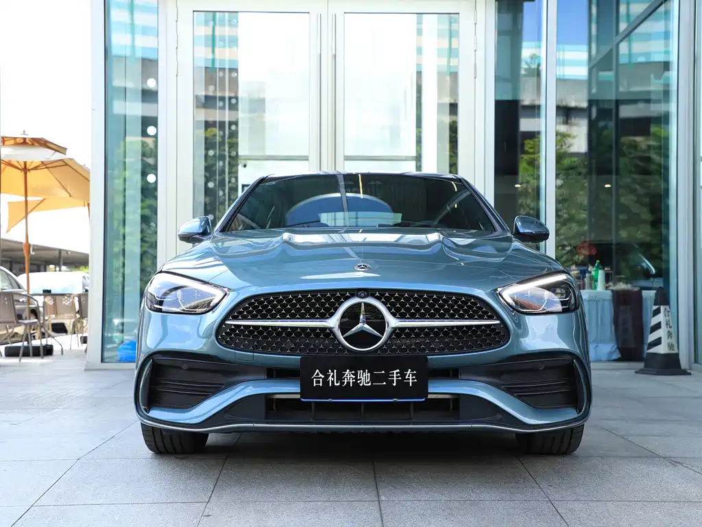 Mercedes-Benz C-Class — миниатюра 3