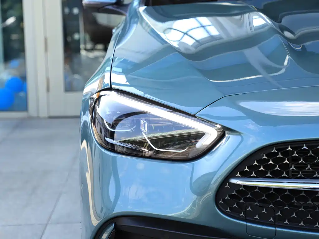 Mercedes-Benz C-Class — миниатюра 10