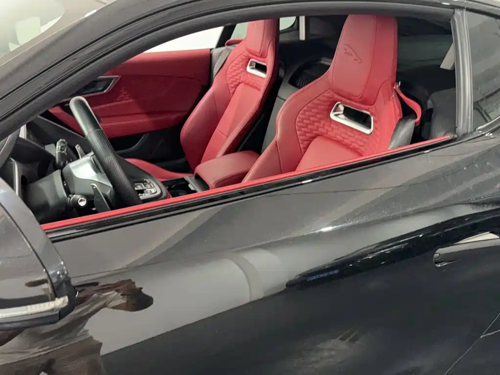 Jaguar F-TYPE — миниатюра 11
