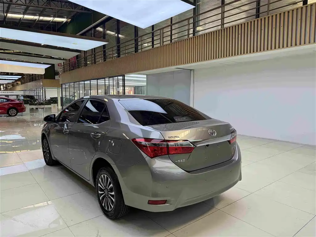 Toyota Corolla — миниатюра 7