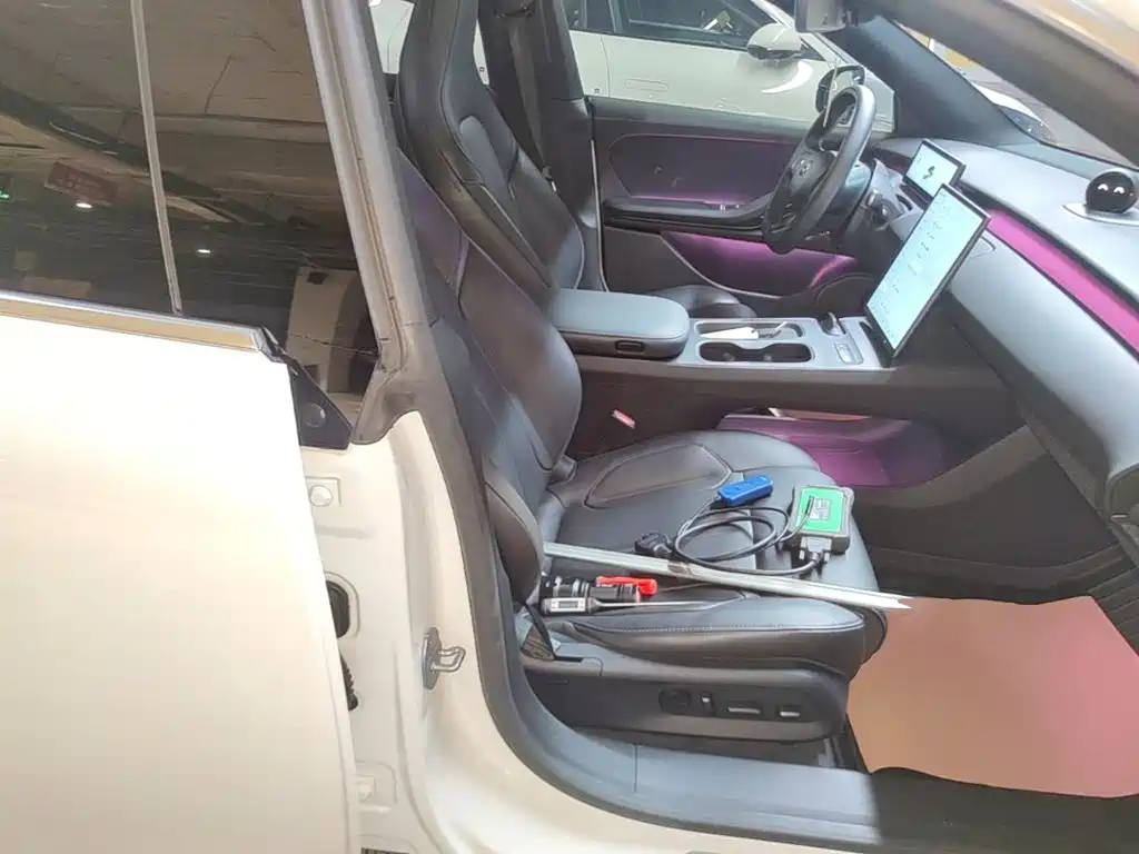 NIO ET5T — миниатюра 25