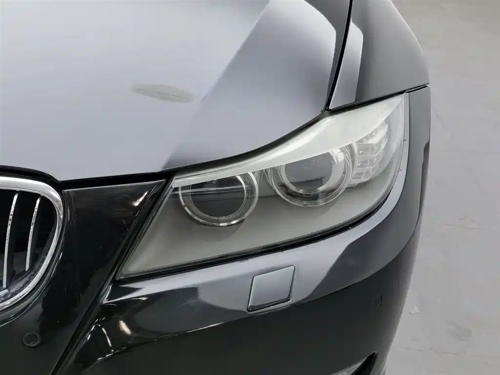 BMW 3 Series 3 2010 325i Luxury